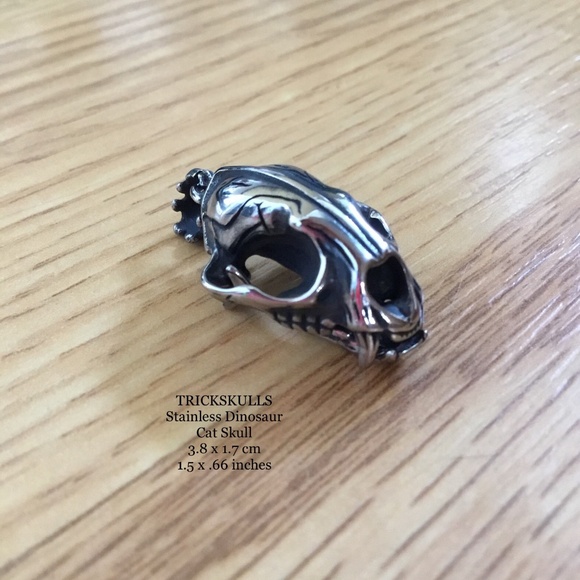 Sabre-Toothed Tiger Smilodon Big Cat Dinosaur Skull Stainless Pendant & Chain - Picture 5 of 13